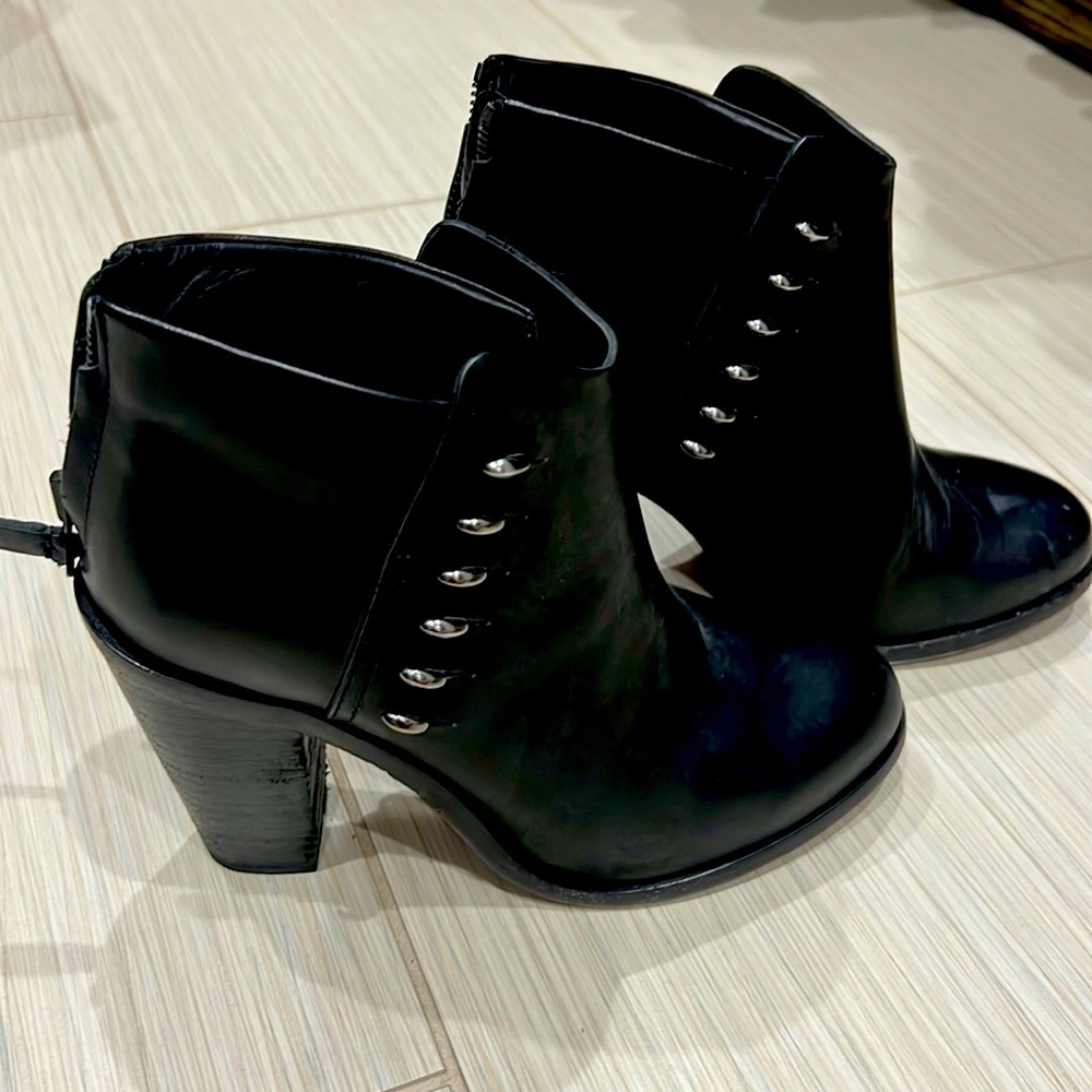 Black Booties